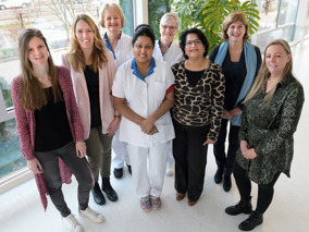 Radiologie: Door De Plaatselijke Verdoving Met Een Ruggeprik Voelt De Patiënt Niets Van De Procedure.