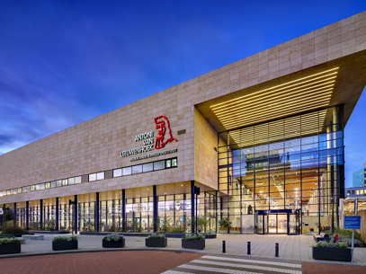 Voorgevel gevel voorkant avond nacht