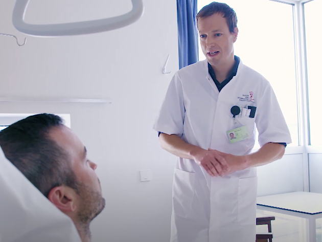 Koen Hartemink Arts In Gesprek Met Patient